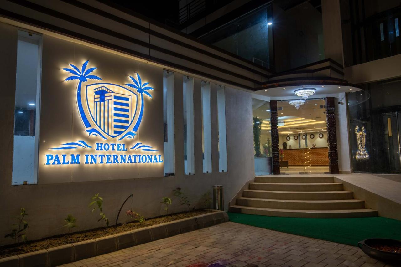 Hotel Palm International Butwāl 외부 사진