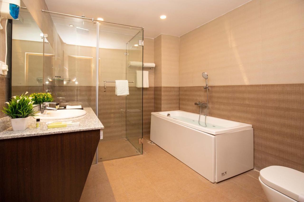 Hotel Palm International Butwāl 외부 사진